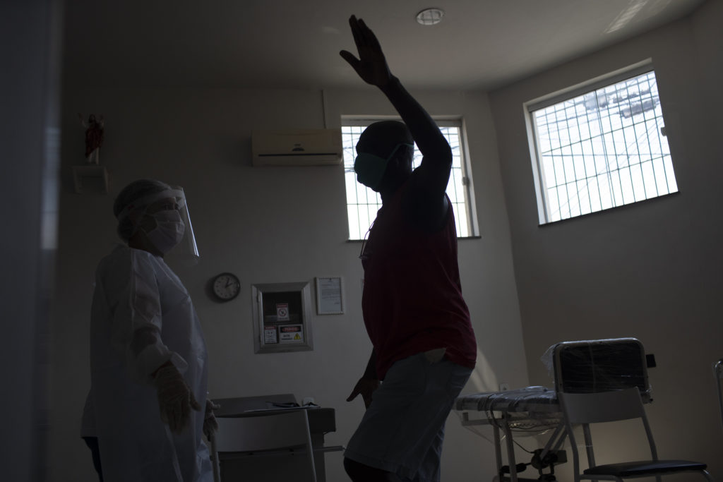 Βραζιλία: Ανεστάλη η τρίτη φάση της κλινικής δοκιμής κινεζικού εμβολίου εναντίον του κορονοϊού