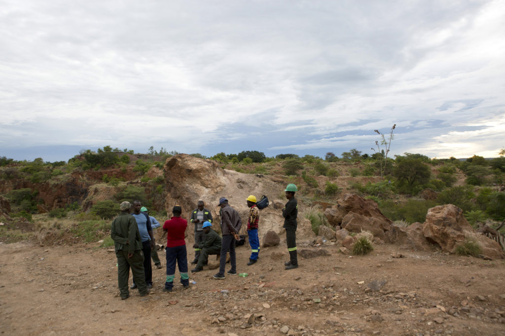 Κολομβία: 14 εργαζόμενοι παγιδεύτηκαν σε στοά χρυσωρυχείου, σε βάθος σχεδόν 200 μέτρων