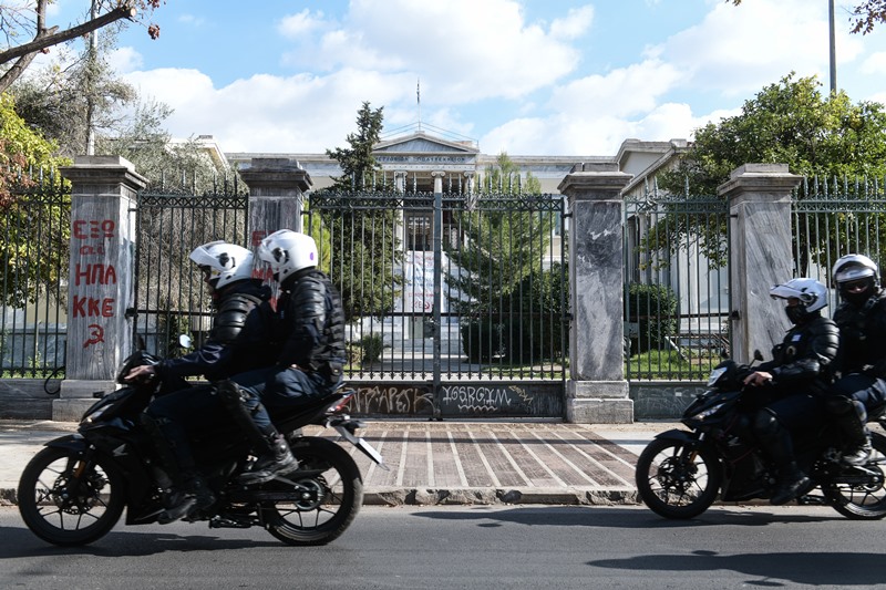 Ένωση Δικαστών και Εισαγγελέων: Αντισυνταγματική η απαγόρευση των συναθροίσεων, πρέπει να ανακληθεί