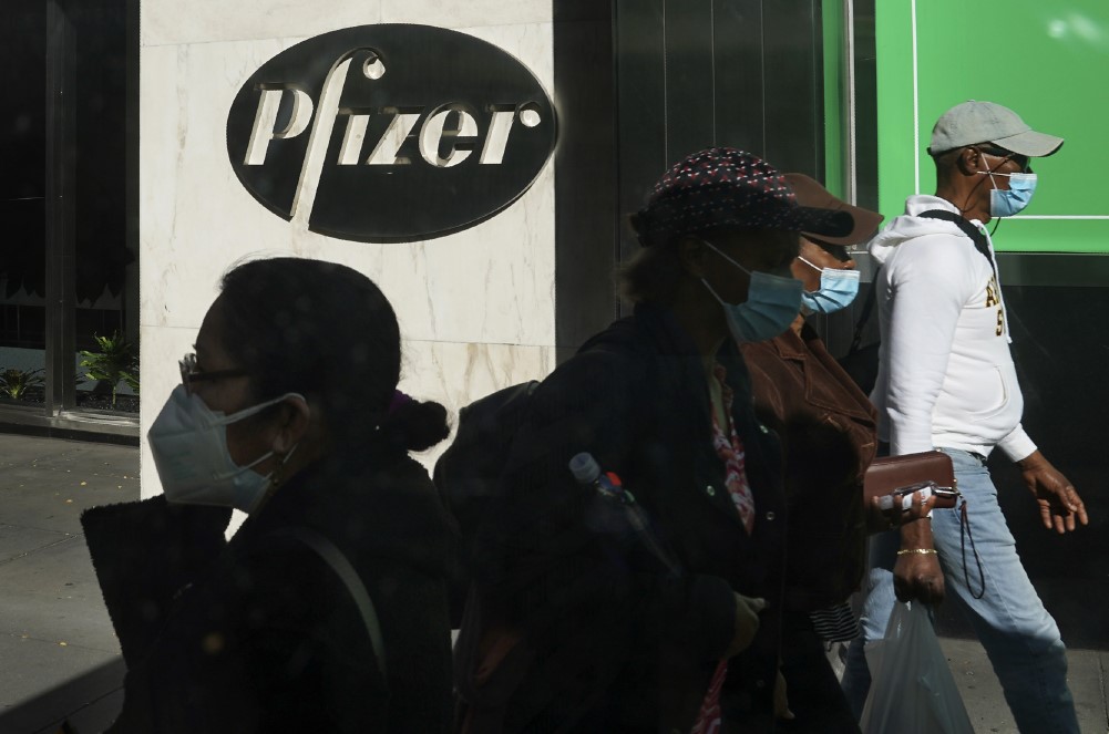 Συμφωνία ΕΕ – Pfizer για τη διάθεση του εμβολίου κατά του κορονοϊού