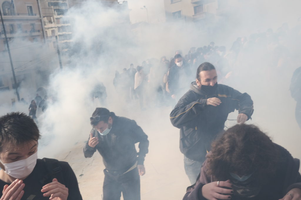 Η δημοκρατική μασκούλα του κυρ Κούλη