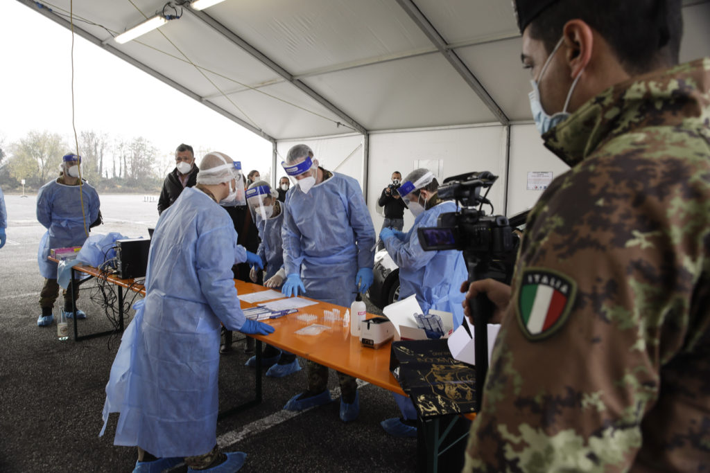 Ιταλία-κορονοϊός: 731 νεκροί μέσα σε έναν 24ωρο και 32.191 τα νέα κρούσματα