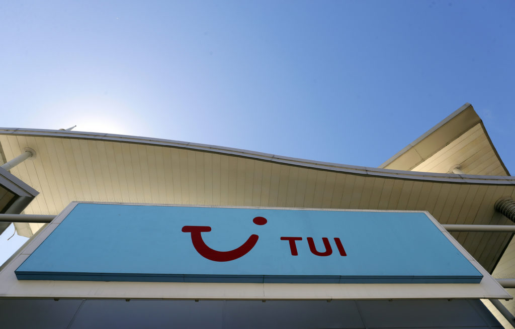 «Η TUI πήρε 3 δισ. ενισχύσεις από τη Γερμανία, αλλά δεν πληρώνει τους Έλληνες ξενοδόχους», καταγγέλλει ο Νίκος Ανδρουλάκης