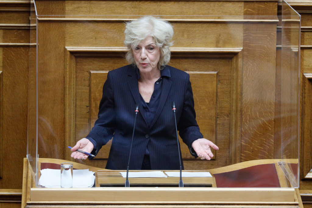 Αναγνωστοπούλου – Σκουρολιάκος: «Ο κόσμος του Πολιτισμού πεινάει κ. Μενδώνη»
