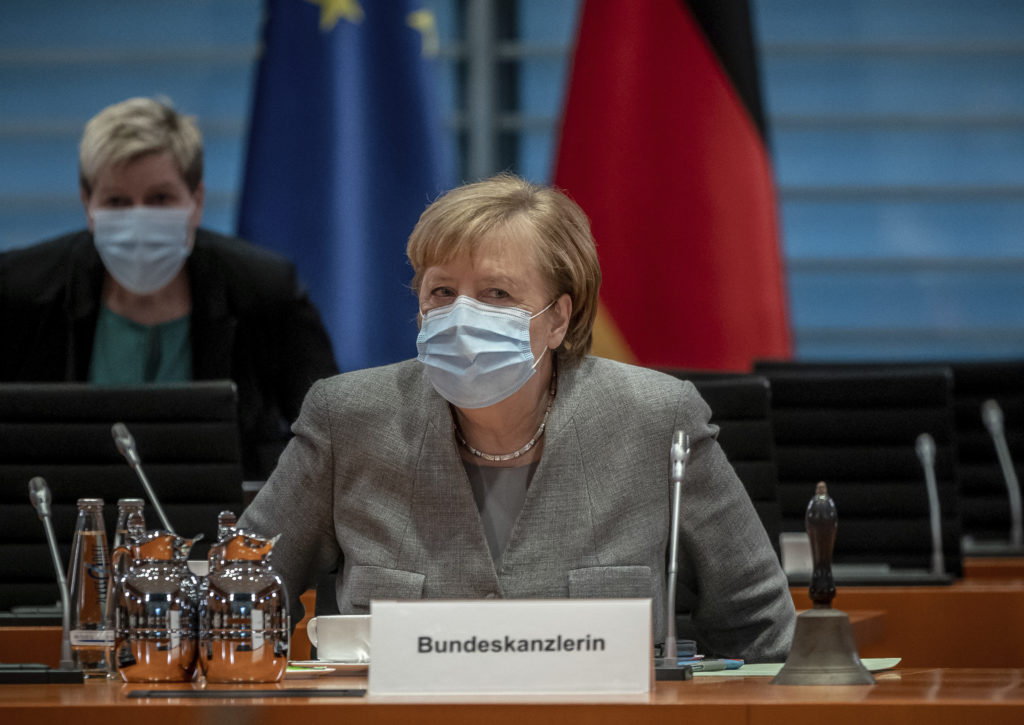 Γερμανία: Περιορισμούς μέχρι τον Ιανουάριο σχεδιάζει η Μέρκελ – 23.648 νέα κρούσματα και 260 θάνατοι