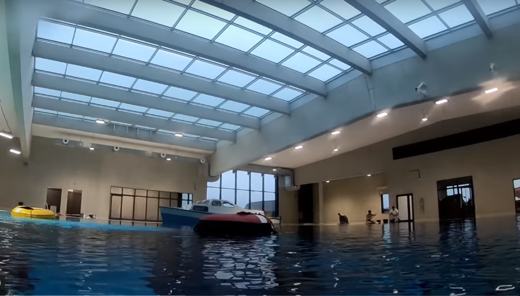 Πολωνία: Άνοιξε η βαθύτερη πισίνα στον κόσμο (Video)