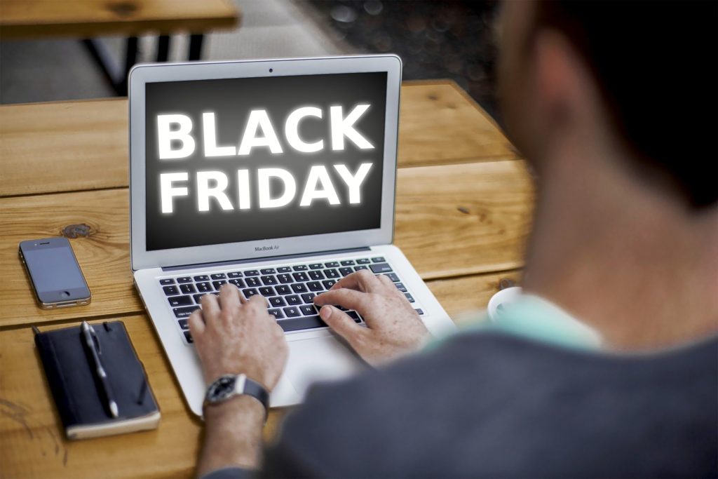 Η φετινή Black Friday έκανε νέο ρεκόρ ημερήσιας δαπάνης σε online super markets και φαρμακεία