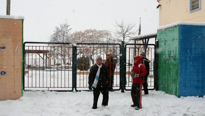 Κλειστά όλα τα σχολεία στην Αττική – Δείτε τη λίστα με τους ανοιχτούς θερμαινόμενους χώρους