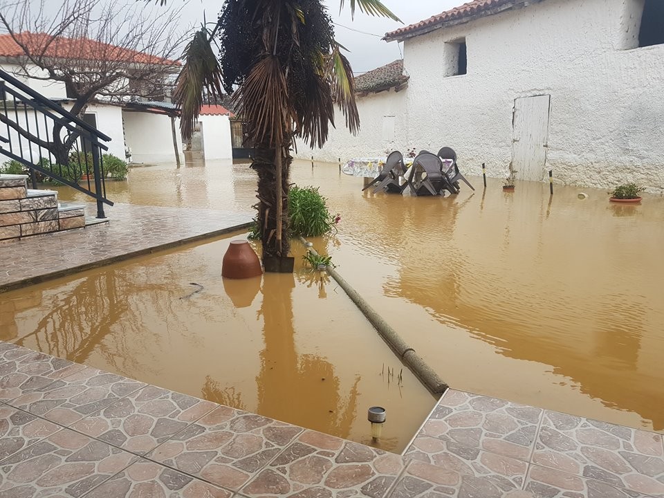 Πλημμύρες Ροδόπης: Κλειστά σχολεία – Τεράστιες καταστροφές