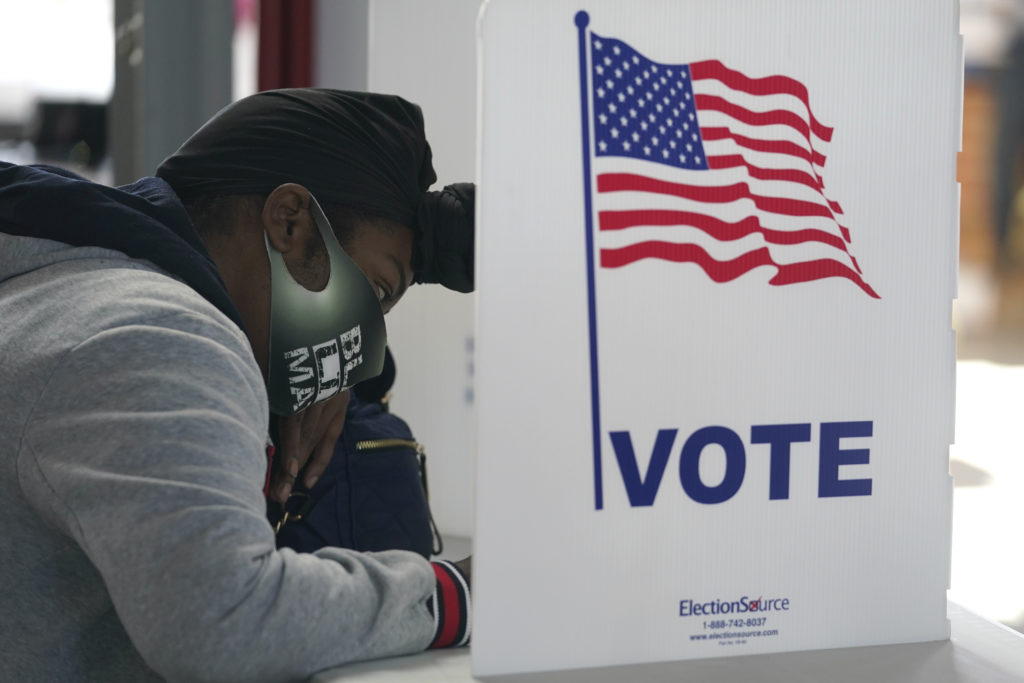 ΗΠΑ: Ψήφισαν 160 εκατ. Αμερικανοί – Όλα παίζονται μέχρι την τελευταία στιγμή!