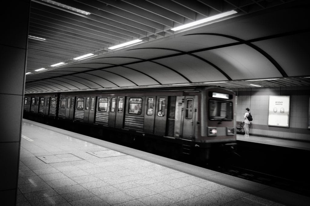 Τα τελευταία δρομολόγια σε μετρό, ηλεκτρικό και τραμ την παραμονή της Πρωτοχρονιάς