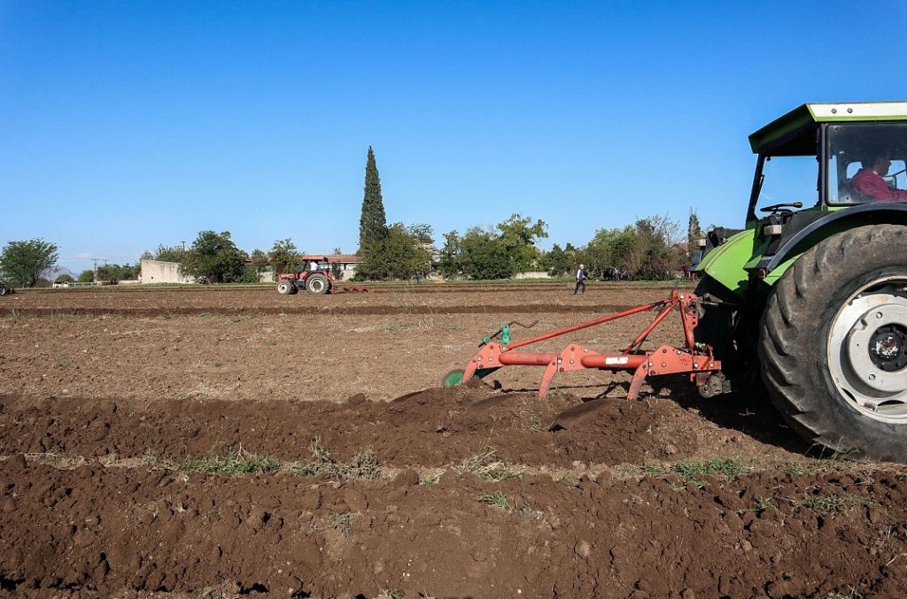 Τον θάνατο του Ελληνα αγρότη χειροκροτεί ο Βορίδης