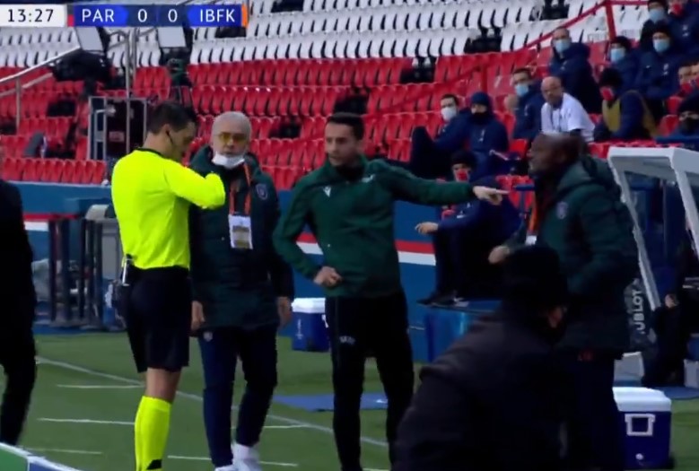 Champions League: Η Μπασάκσεχιρ αποχώρησε από το ματς με την Παρί – Καταγγελίες για ρατσιστική επίθεση από τον 4ο διαιτητή (Video)