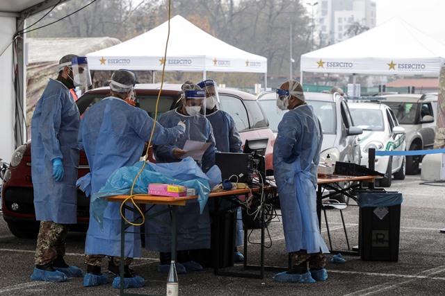 Iταλία: Από 15 Ιανουαρίου και σε ειδικά περίπτερα στις πλατείες των πόλεων ο εμβολιασμός για τον κορονοϊό