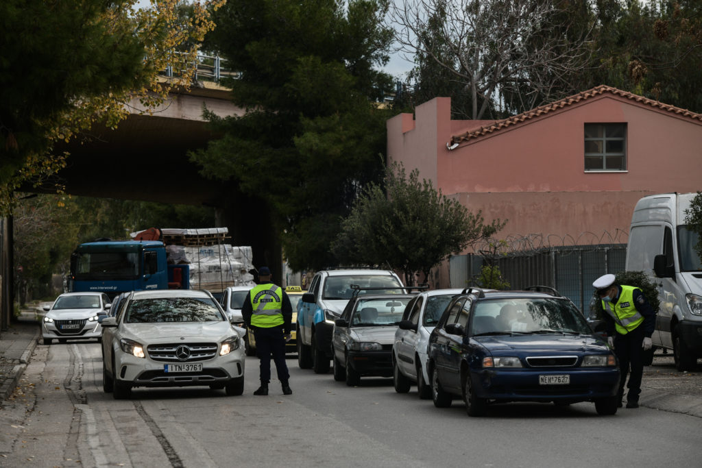 Αποκάλυψη αντιπεριφερειάρχη Δυτικής Αττικής: Είχαμε ενημερώσει τον ΕΟΔΥ από τις αρχές Νοεμβρίου για αυξημένα κρούσματα