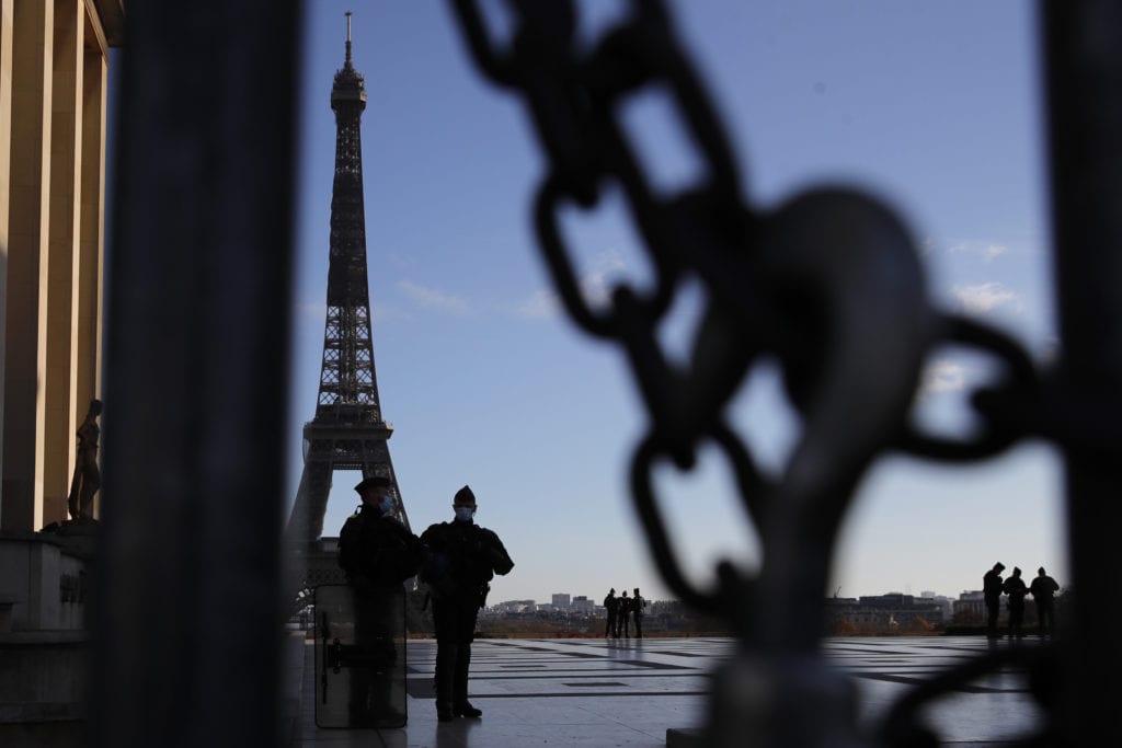 Γαλλία: «Πριν το φθινόπωρο δεν θα υπάρχει κανονικότητα», λέει σύμβουλος της κυβέρνησης