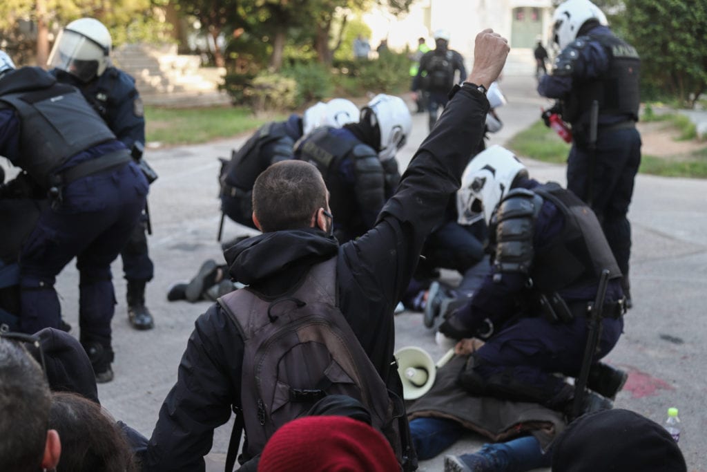 Διαδικτυακό ψήφισμα στο Avaaz: «Όχι στην πανεπιστημιακή αστυνομία, δώστε λεφτά για την παιδεία»