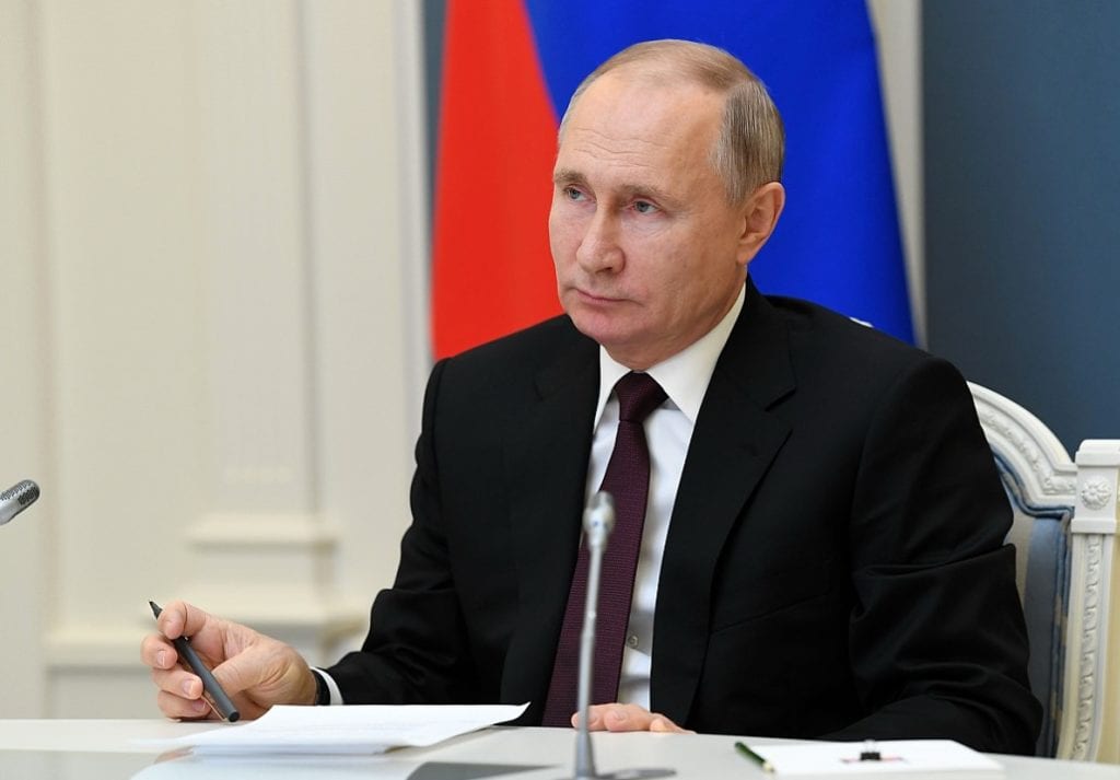 Ρωσία: Νόμος που «εγγυάται την ασυλία πρώην προέδρων» με υπογραφή Πούτιν