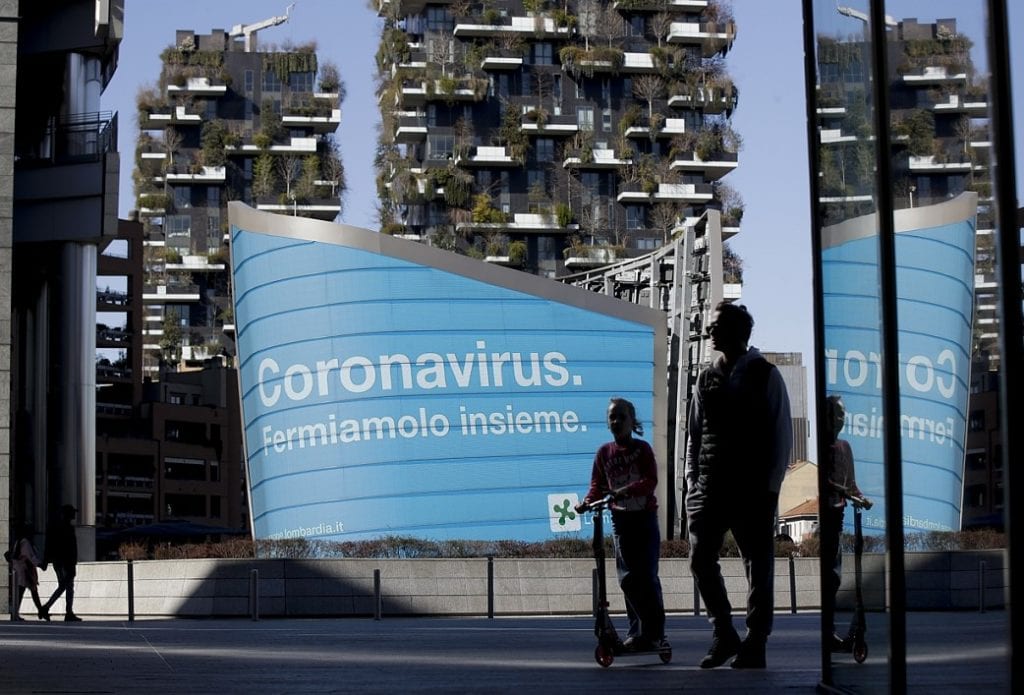 Ιταλία: Ξεπέρασαν τους 70.000 οι νεκροί από την αρχή της πανδημίας του κορονοϊού