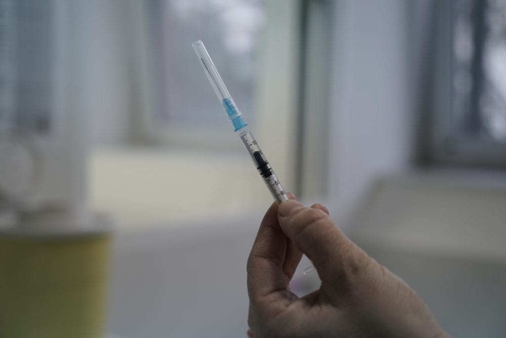 Λουκίδης (πνευμονολόγος): Να κάνουν το εμβόλιο κατά του κορονοϊού όσοι έχουν αναπνευστικά προβλήματα