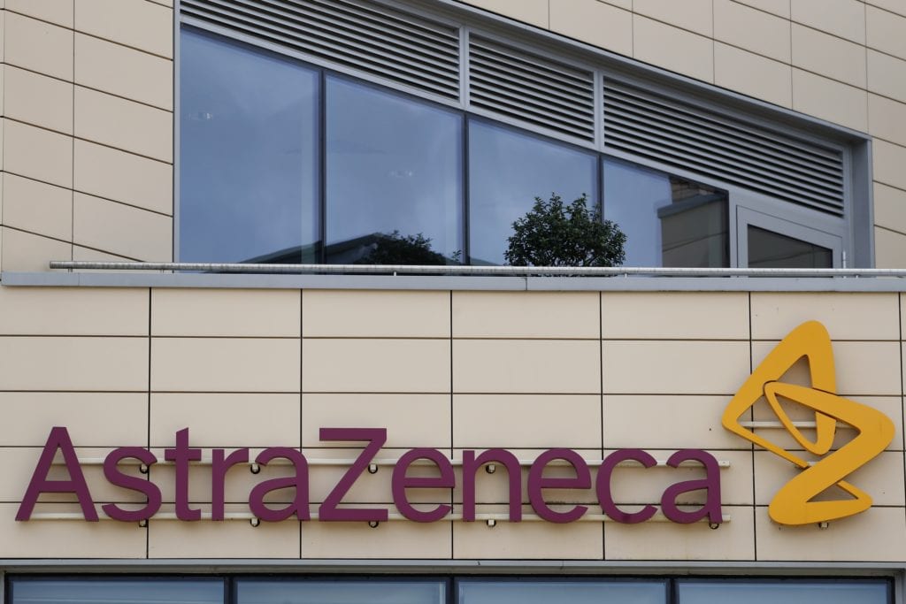 Κορονοϊός-εμβόλιο: Η AstraZeneca υπέβαλε πλήρη δεδομένα στον Ευρωπαϊκό Οργανισμό Φαρμάκων