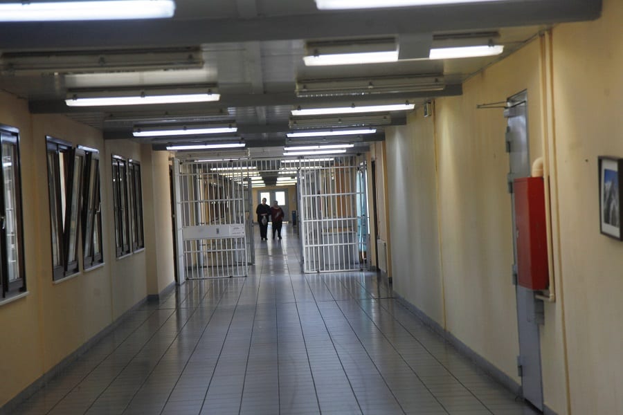 Υπόμνημα από τις κρατούμενες των γυναικείων φυλακών Ελαιώνα – Θηβών σχετικά με το καθεστώς καραντίνας στις φυλακές