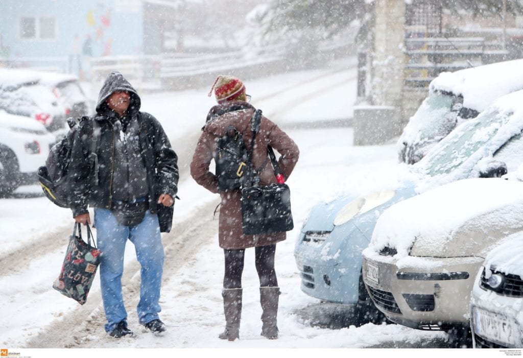 Άνοιξη για λίγο ακόμα – Αλλάζει ο καιρός από την Τρίτη με πτώση θερμοκρασίας, χιόνια και βροχές