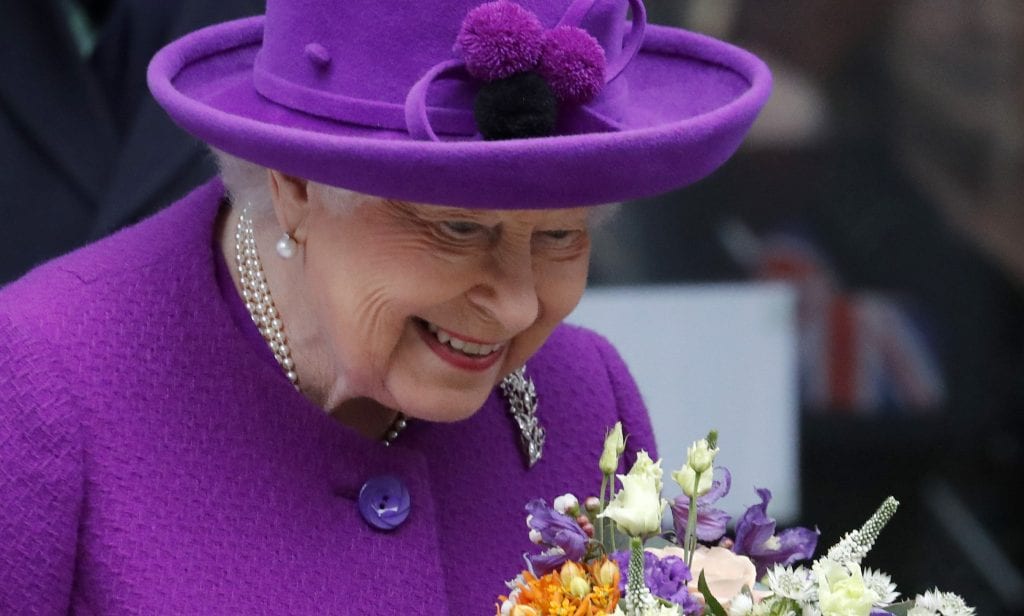 Βρετανία – Κορονοϊός: Η βασίλισσα Ελισάβετ αποσύρεται στο Ουίνδσορ
