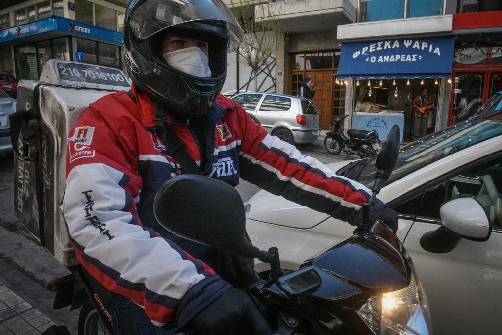 Φαγητό με delivery: Οι απαντήσεις για τους φόβους και το ηθικό δίλημμα