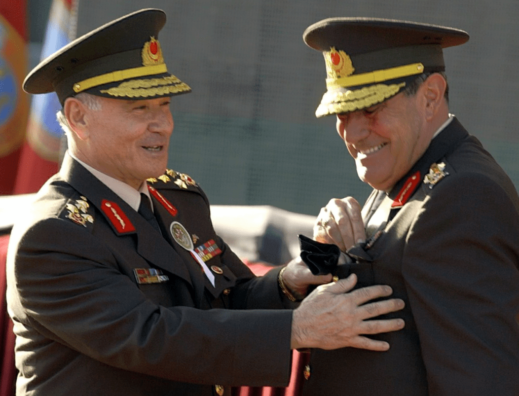 Κορονοϊός – Τουρκία: Πρώην αρχηγός του στρατού ξηράς ο τρίτος νεκρός