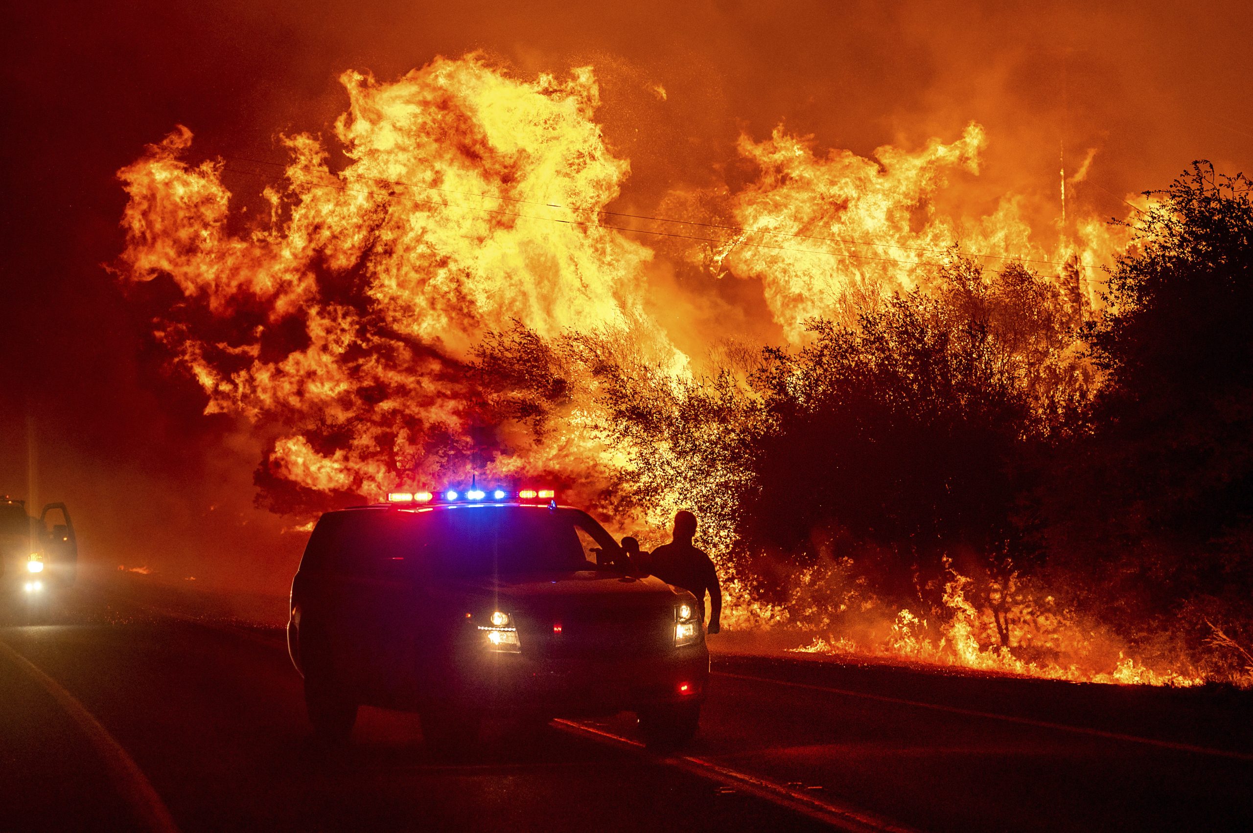 Τρεις νεκροί από την τεράστια πυρκαγιά στην Καλιφόρνια (Photos)