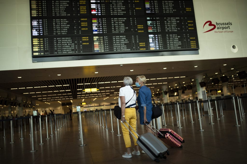 ΗΠΑ: Παράταση των ταξιδιωτικών απαγορεύσεων με εντολή Μπάιντεν