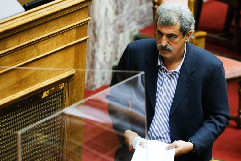 Πολάκης: Ξανά εκτεθειμένη η κυβέρνηση Μητσοτάκη για τη διαχείριση της πανδημίας