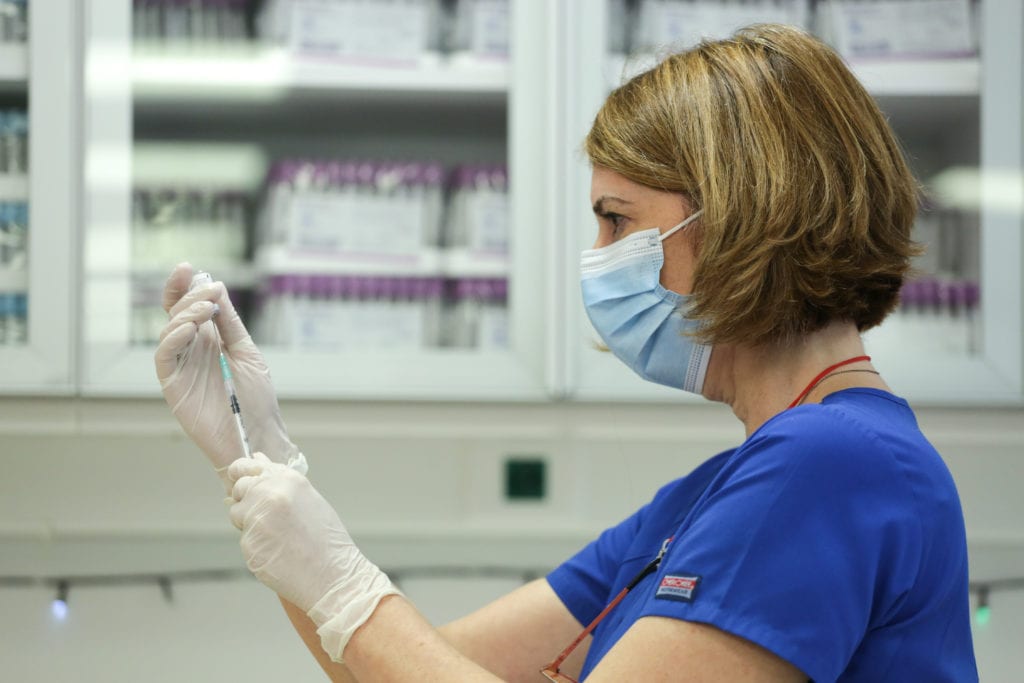 Νέα καταγγελία Παπανικολάου (γ.γ. ΟΕΝΓΕ): Ακύρωσαν με «άνωθεν εντολή» 470 εμβολιασμούς υγειονομικών!