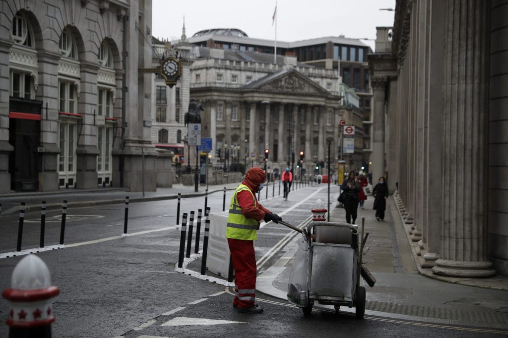 Σε κατάσταση «μείζονος συμβάντος» το Λονδίνο λόγω της πίεσης στα νοσοκομεία