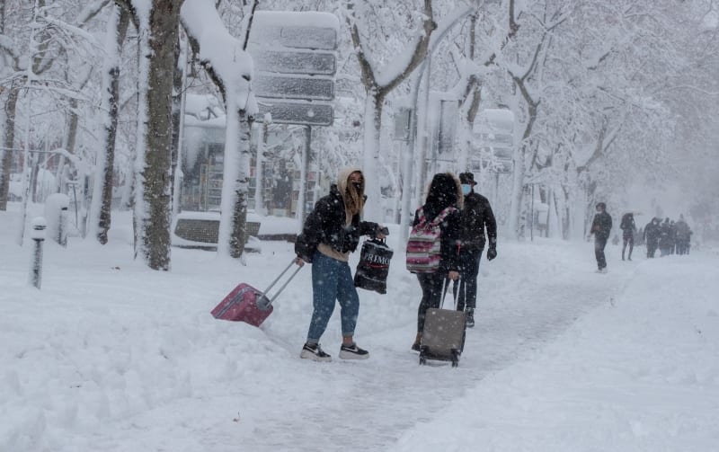 Ισπανία: Τρεις νεκροί από τη χιονοθύελλα, σε «κόκκινο συναγερμό» πέντε περιφέρειες