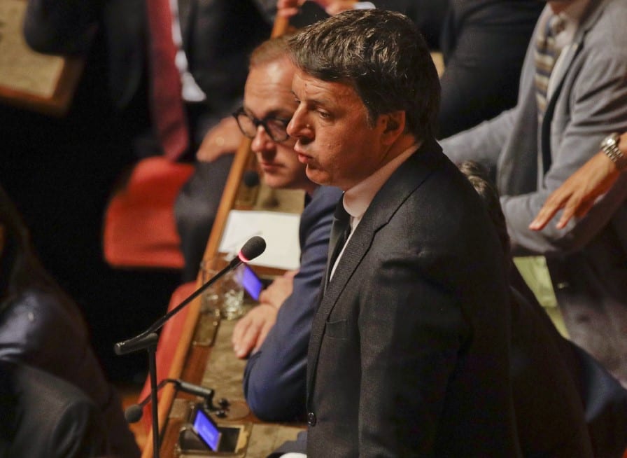 Εξελίξεις στην Ιταλία: Ο Ρέντσι ανακοίνωσε την παραίτηση των υπουργών του από την κυβέρνηση Κόντε