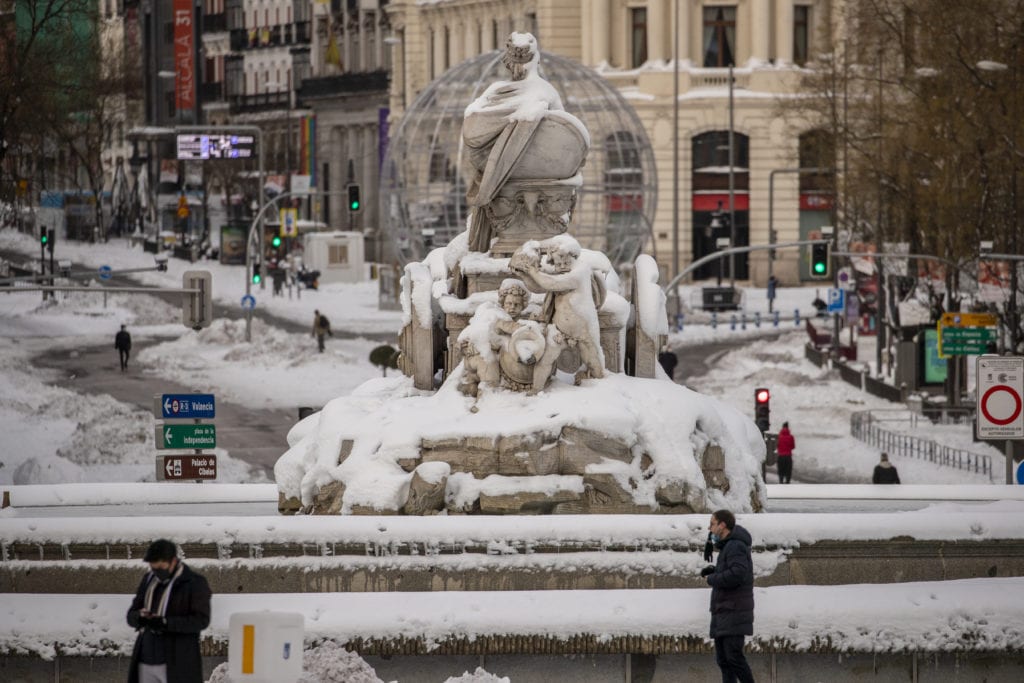 Ισπανία: Πάνω από 1,3 δισ. οι καταστροφές στη Μαδρίτη από την ισχυρή χιονοθύελλα