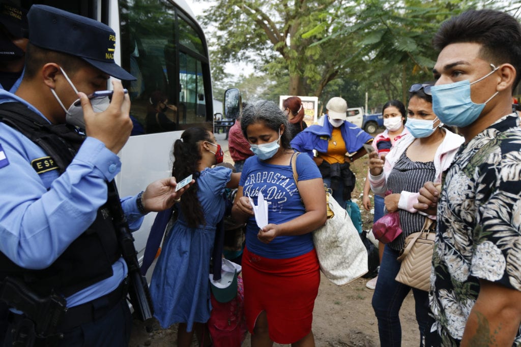 Ονδούρα: Καραβάνι 3.000 ανθρώπων ξεκίνησε με προορισμό τις ΗΠΑ, παρά τις προειδοποιήσεις