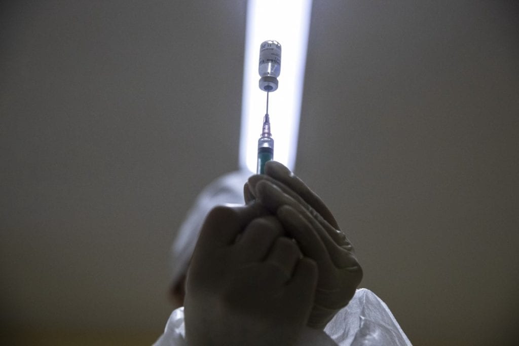 Η Ρωσία στοχεύει να εμβολιάσει το 60% του πληθυσμού της εντός του 2021