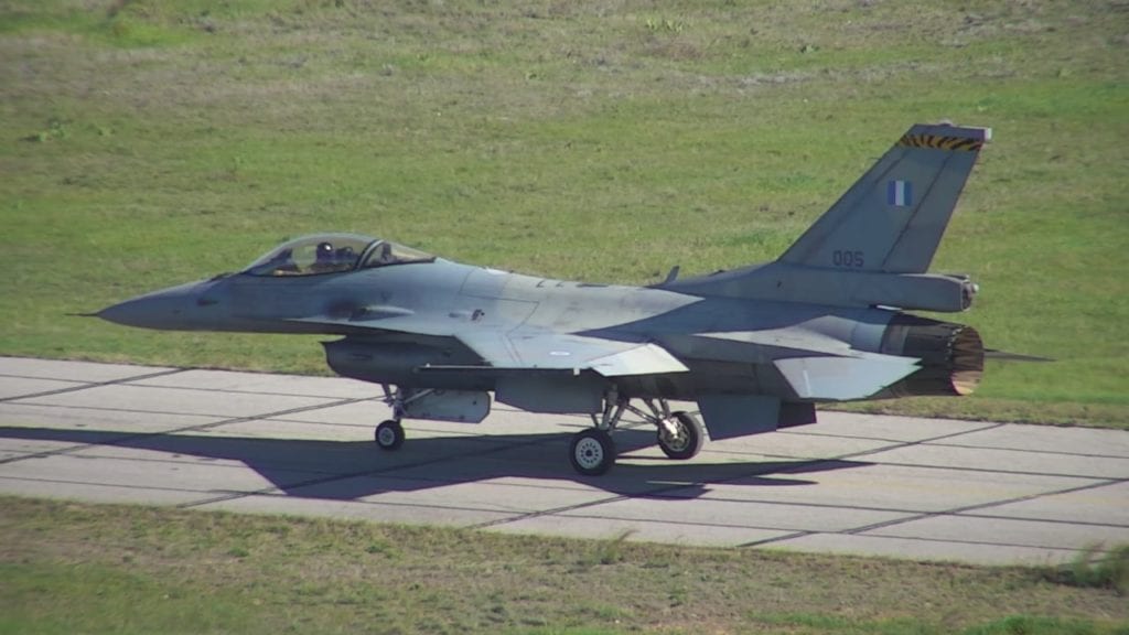 ΕΑΒ: Πετυχημένη η πρώτη δοκιμαστική πτήση του αναβαθμισμένου F-16