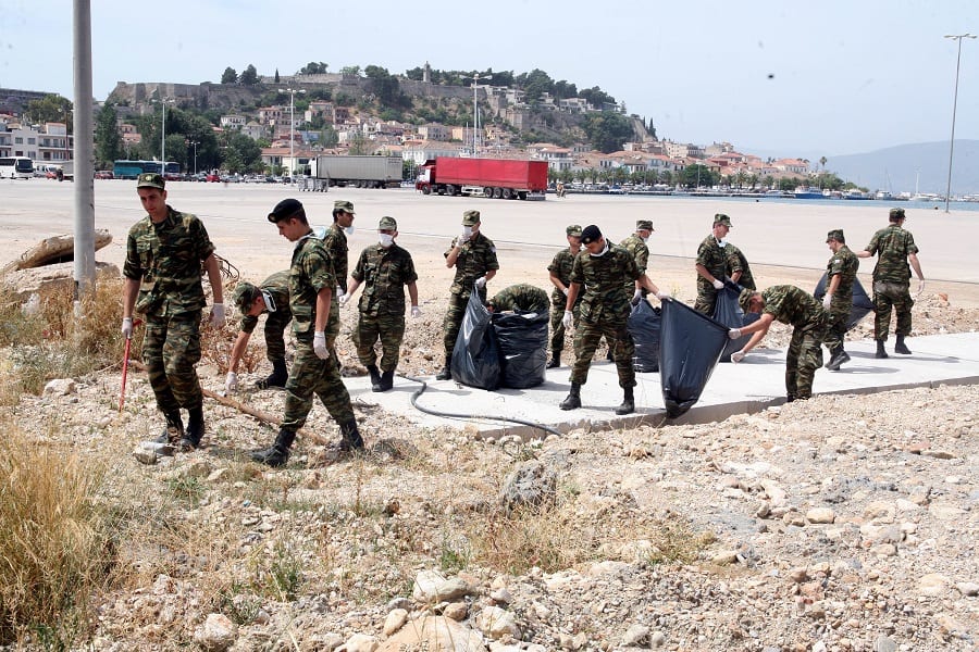 Αύξηση θητείας κατά 3 μήνες στον στρατό αποφάσισε το ΚΥΣΕΑ