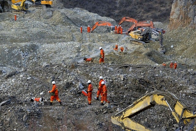 Κίνα: Διασώθηκαν 11 μεταλλωρύχοι που είχαν παγιδευτεί για 14 μέρες σε χρυσωρυχείο