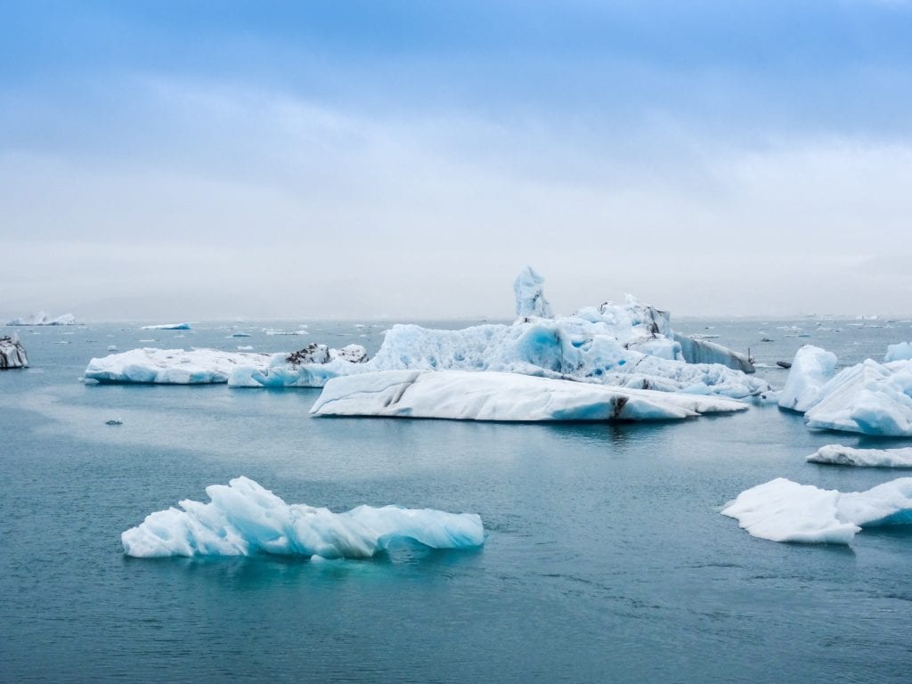 SOS από τους επιστήμονες: Οι πάγοι της Γης εξαφανίζονται με ρυθμό άνω των 1,3 τρισ. τόνων ετησίως