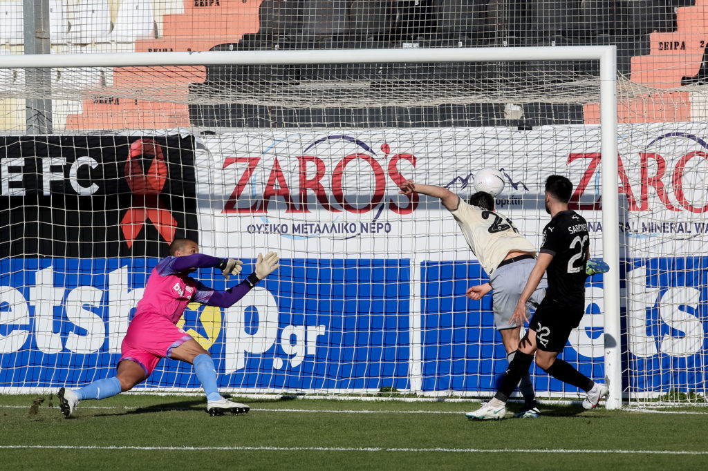 Super League: Πέρασε νικηφόρα από το Ηράκλειο η ΑΕΚ, 2-0 τον ΟΦΗ