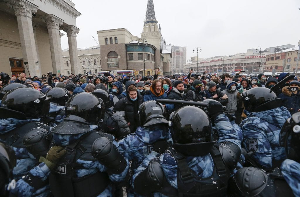 Ρωσία: Πάνω από 1.000 συλλήψεις σε διαδηλώσεις υποστηρικτών του Ναβάλνι