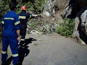 Νέδα: Πατέρας και γιος έπεσαν σε χαράδρα &#8211; Επιχείρηση διάσωσης