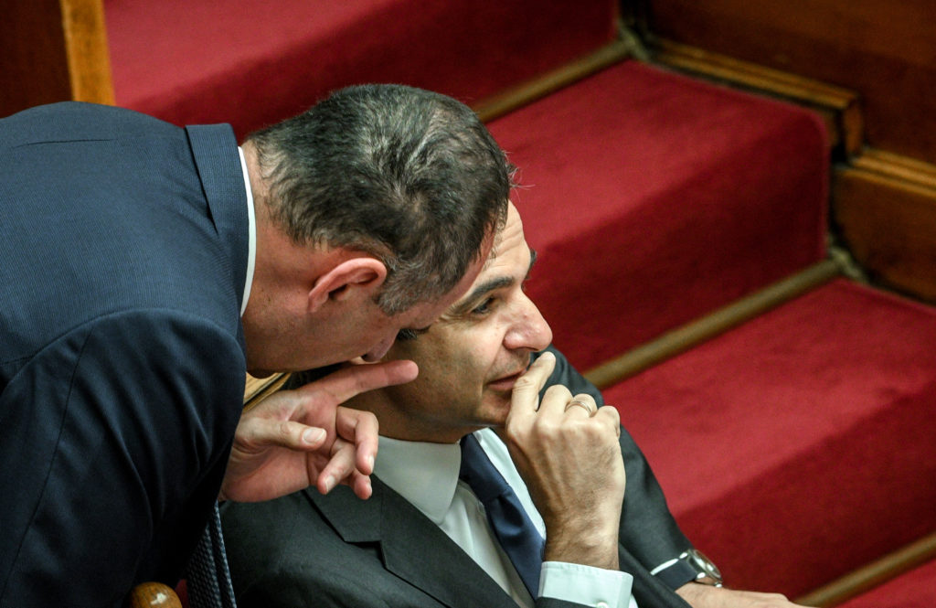 Αντώναρος για Γεραπετρίτη: Ανόητος και πολιτικά ανεπαρκής ο εισηγητής του «επιτελικού κράτους»