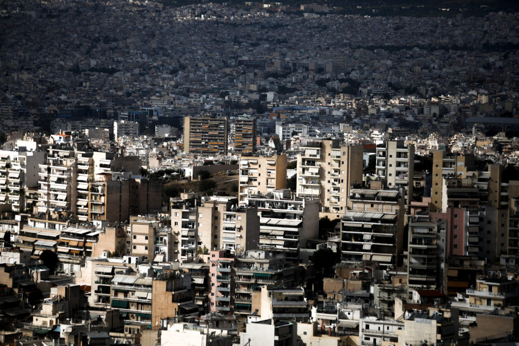 Νόμος Κατσέλη: Χιλιάδες νοικοκυριά έχασαν ήδη την προστασία της πρώτης κατοικίας τους