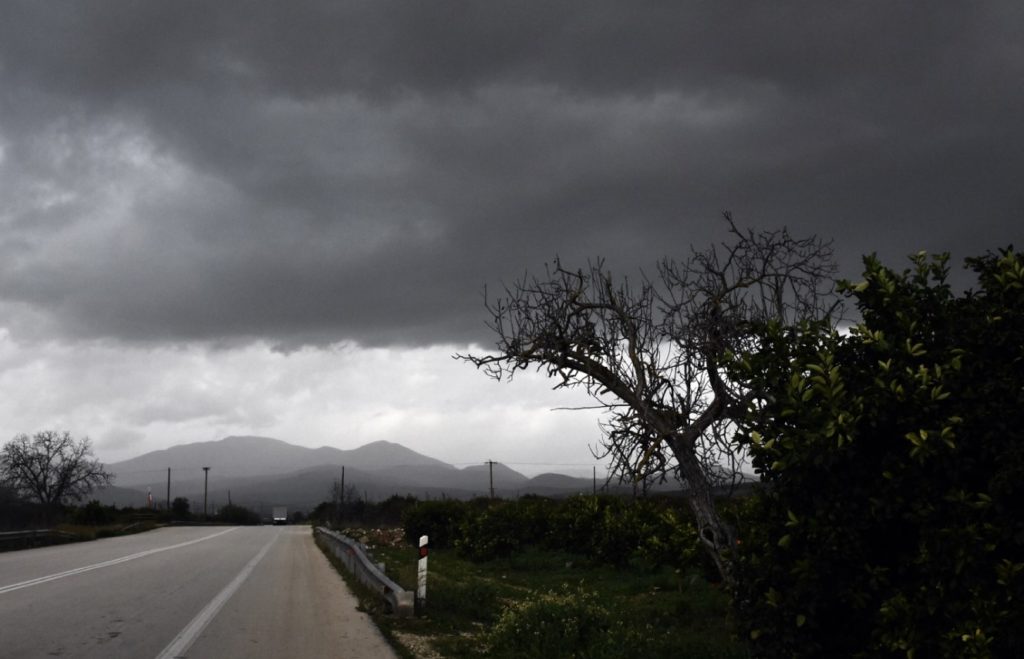 Έκτακτο δελτίο επιδείνωσης του καιρού από την ΕΜΥ: Έρχονται ισχυρές βροχές, καταιγίδες και χαλάζι